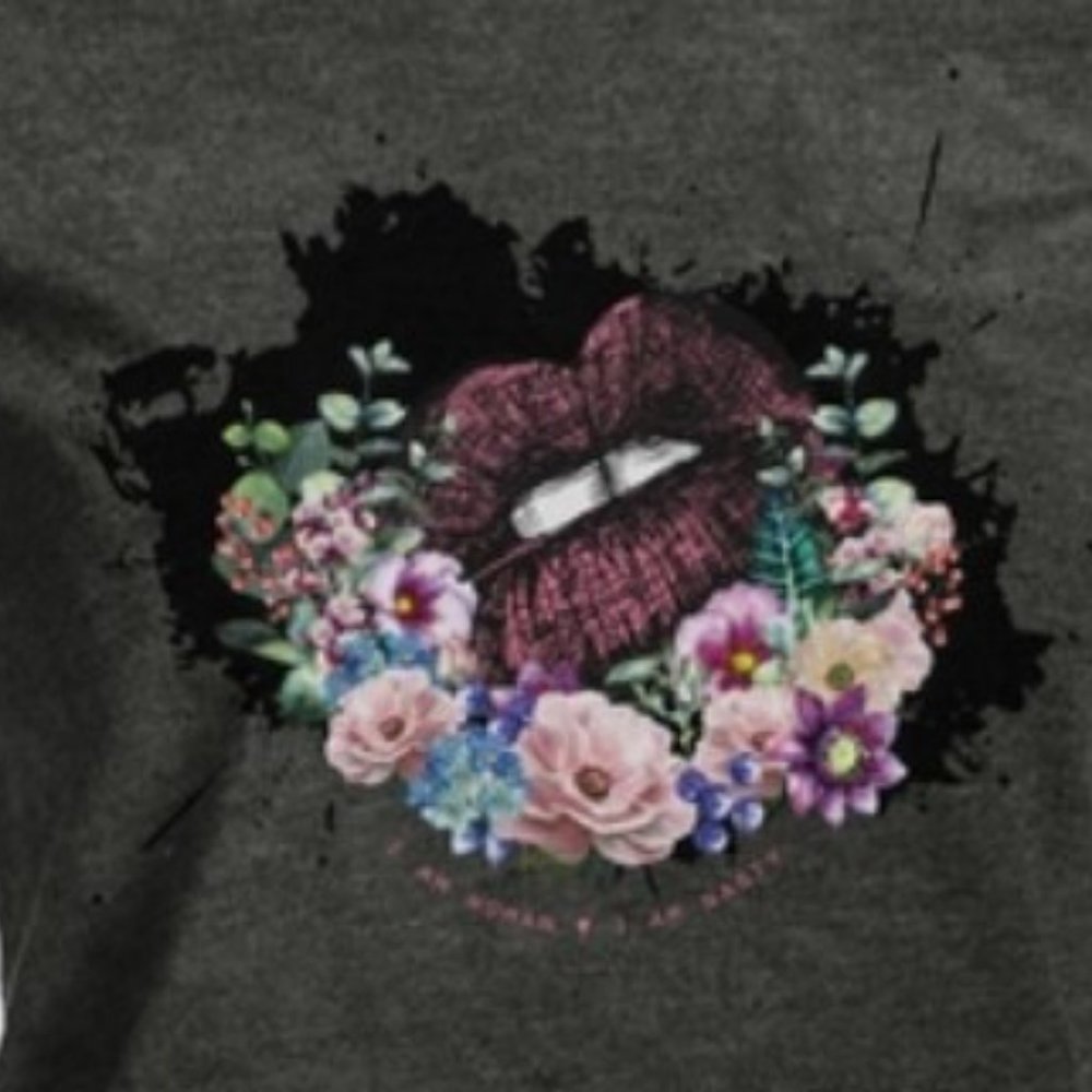 I Am Woman - The Mountain Women's Triblend Crew-Neck - Size Large